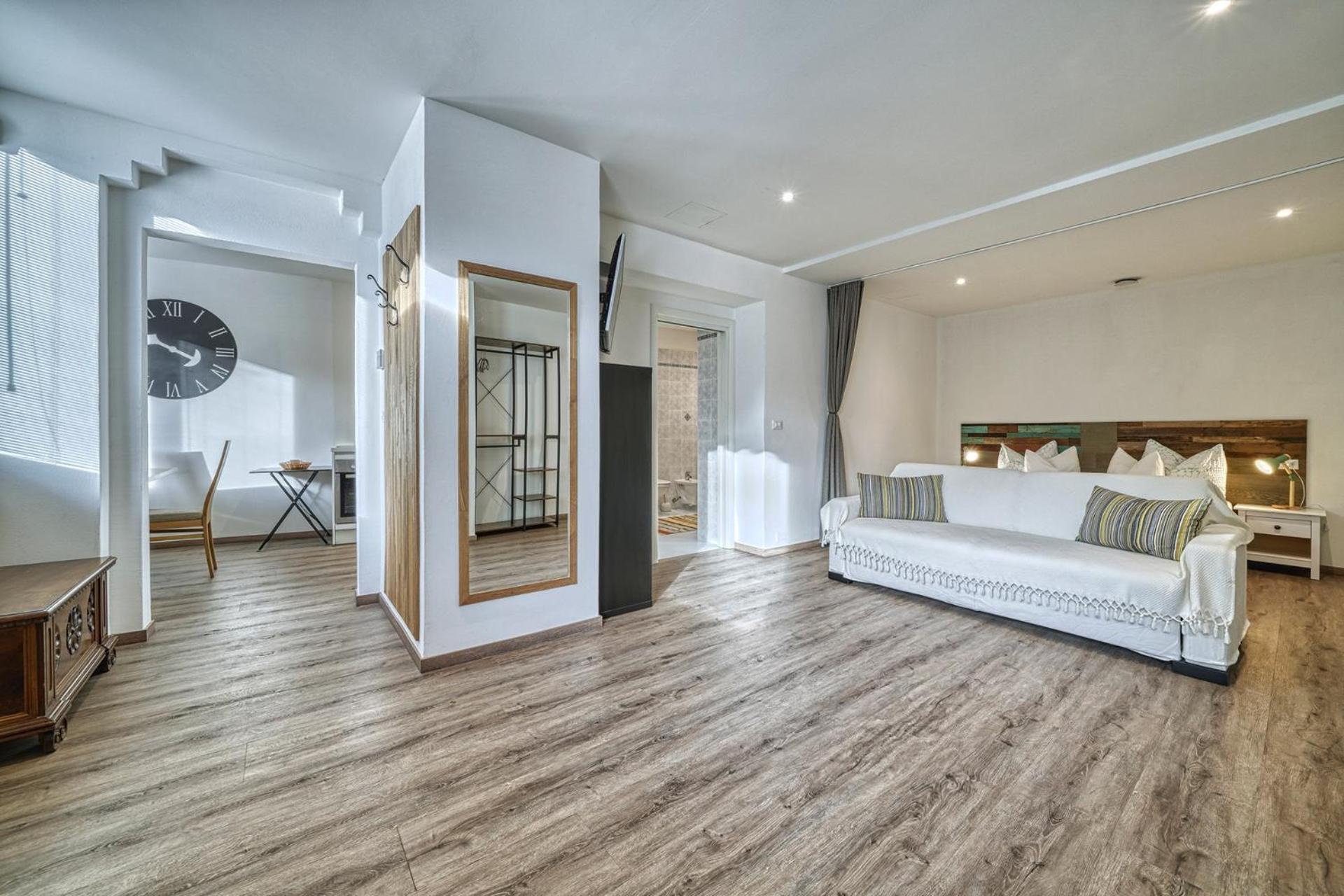 Apartment Roemerbruecke - Ponte Romano Meran Buitenkant foto